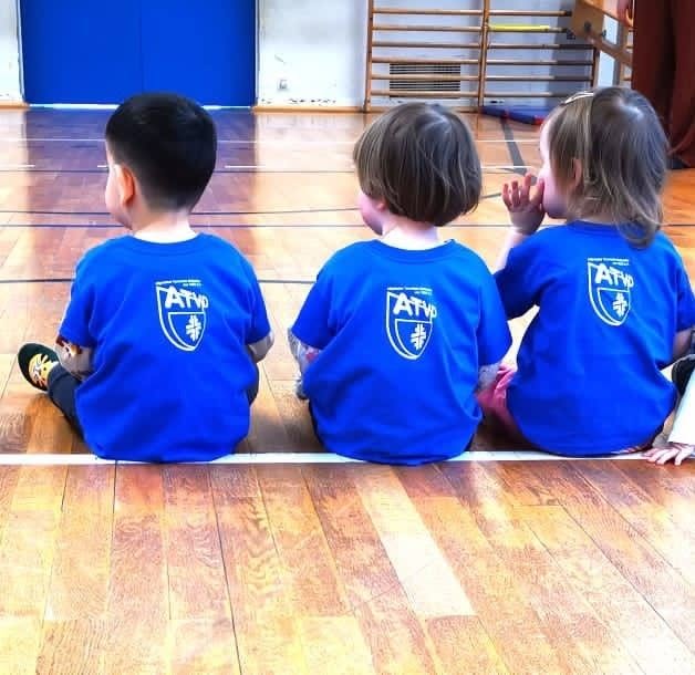 Training in der Abteilung Fitness & Turnen für Kinder